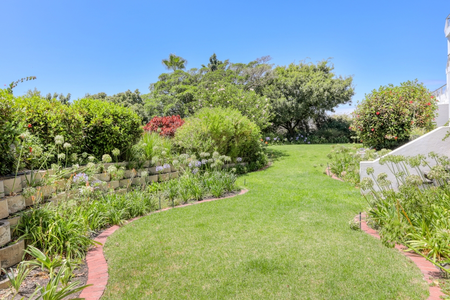 To Let 2 Bedroom Property for Rent in Mouille Point Western Cape